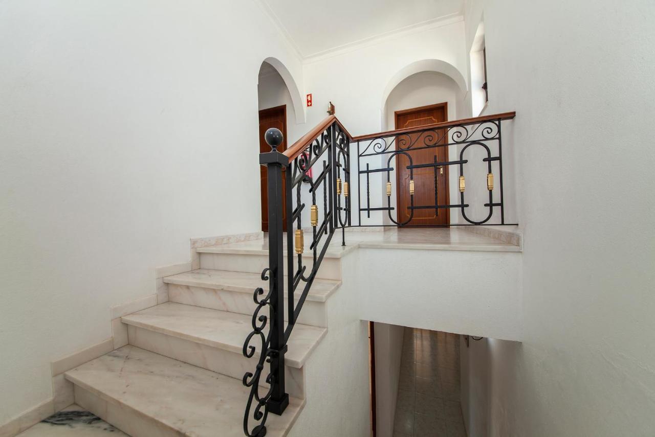G - Vila Ceu Guesthouse Odiáxere Zewnętrze zdjęcie